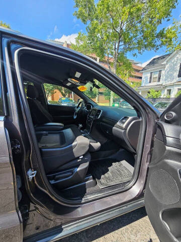 2021 Jeep Grand Cherokee Laredo E