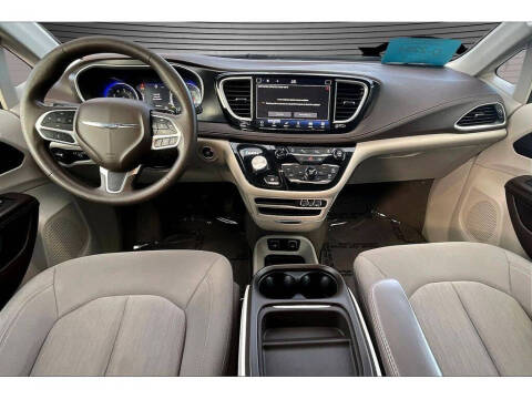 2021 Chrysler Pacifica Touring