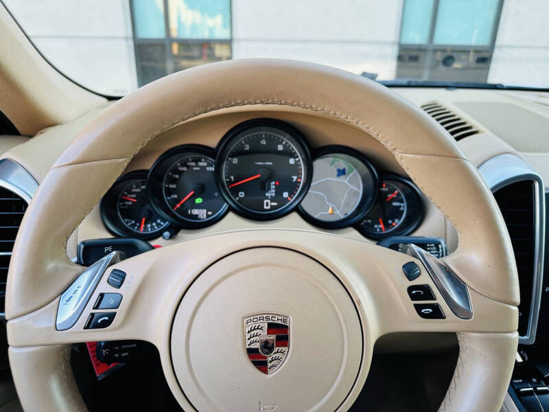 2011 Porsche Cayenne Tiptronic