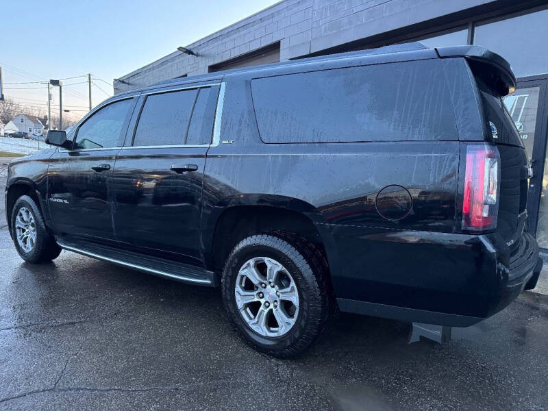 2017 GMC Yukon XL SLT