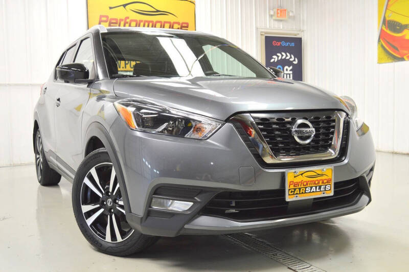 2020 Nissan Kicks SR