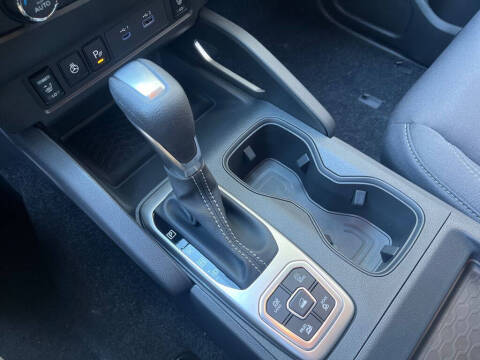 2026 Nissan Frontier SV