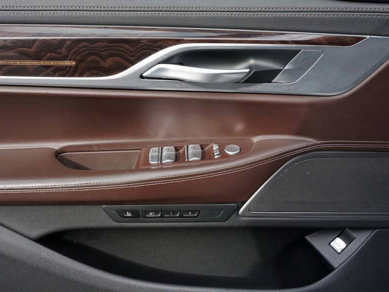 2022 BMW 7 Series 750i xDrive