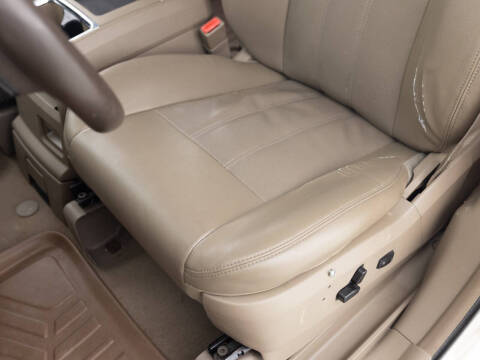 2012 Chrysler Town and Country Touring-L