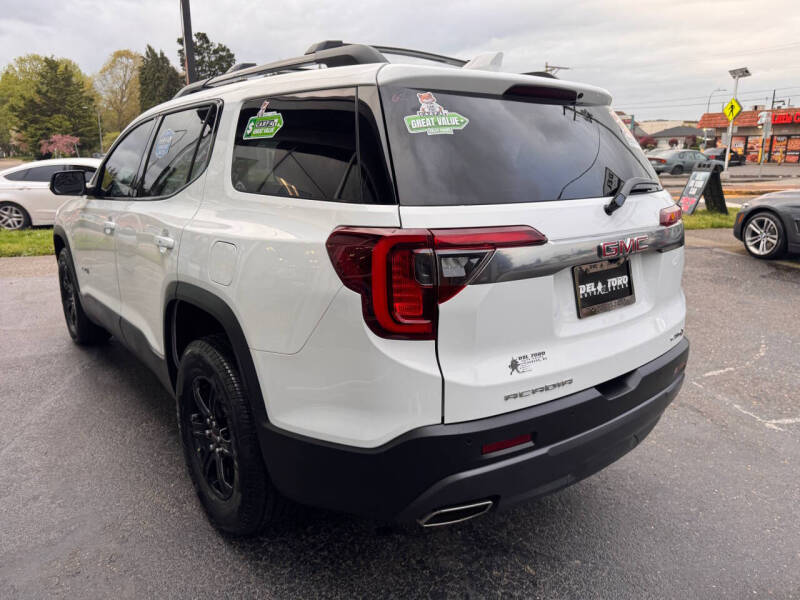 2020 GMC Acadia AT4