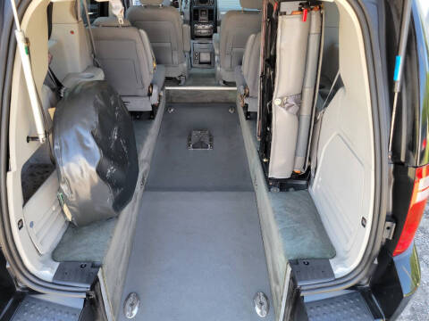 2008 Dodge WHEELCHAIR VAN