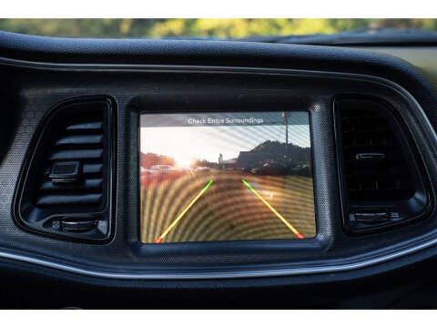 2015 Dodge Challenger SXT Plus