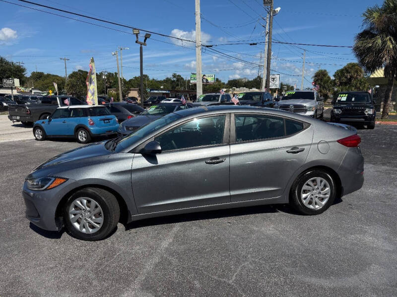 2018 Hyundai Elantra SE