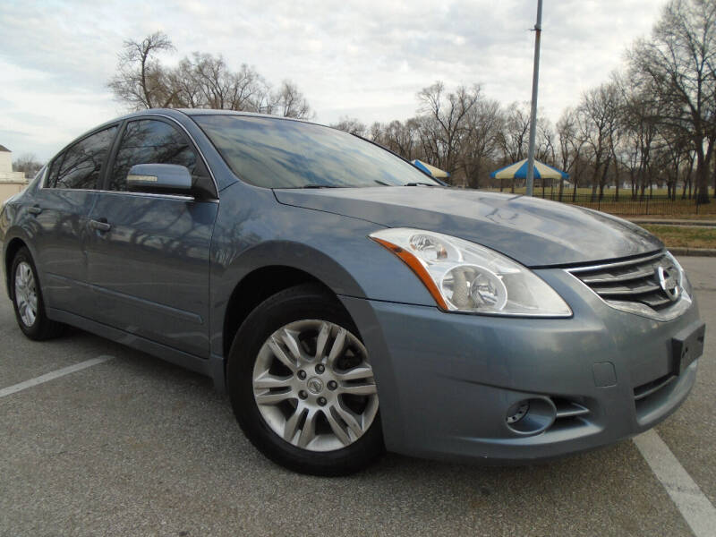 2010 Nissan Altima for sale at Sunshine Auto Sales in Kansas City MO