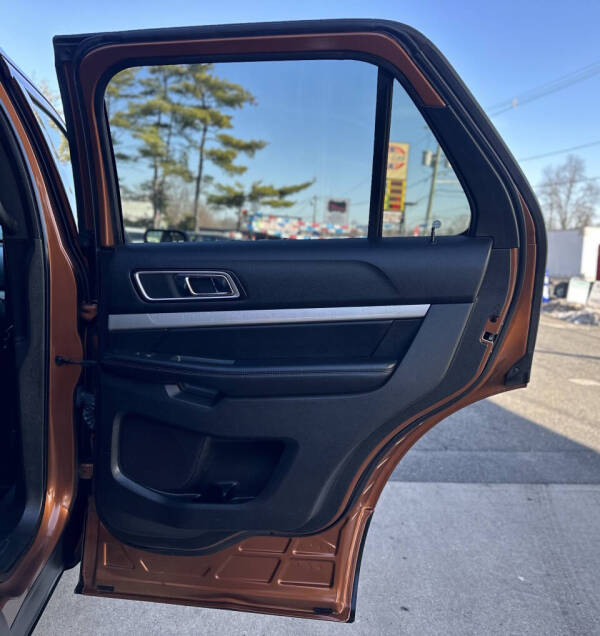 2017 Ford Explorer XLT