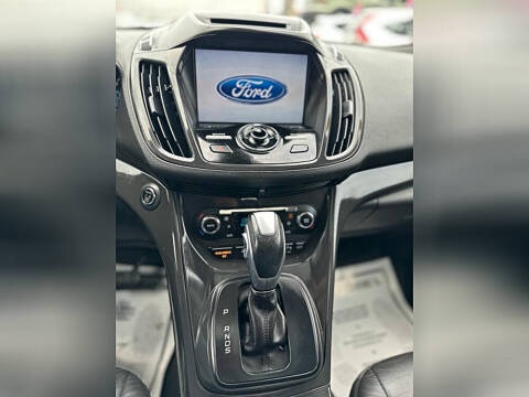 2015 Ford Escape Titanium