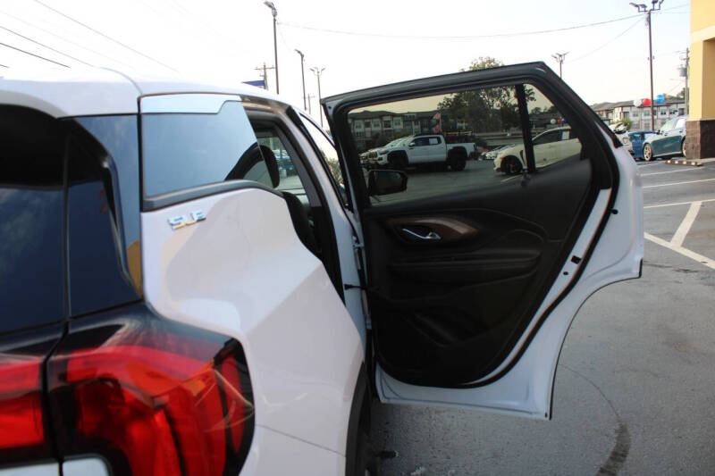 2020 GMC Terrain SLE