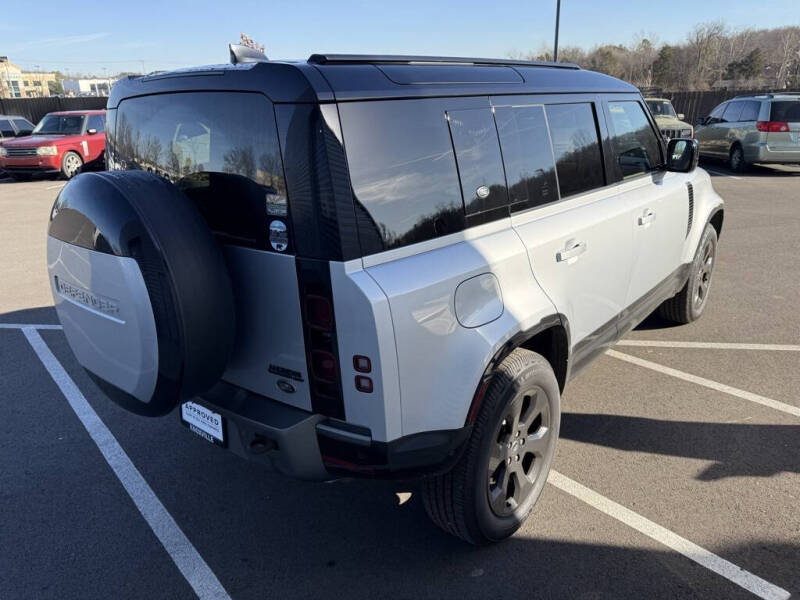 2023 Land Rover Defender 110 X-Dynamic SE