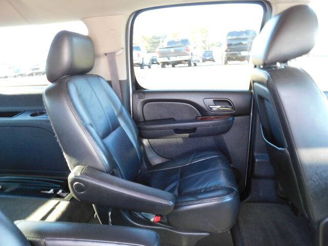 2011 Chevrolet Suburban LT