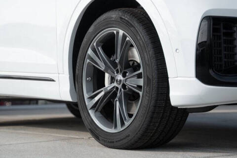 2026 Audi Q8 quattro Premium 55 TFSI