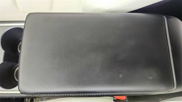 2024 Tesla Model Y Performance