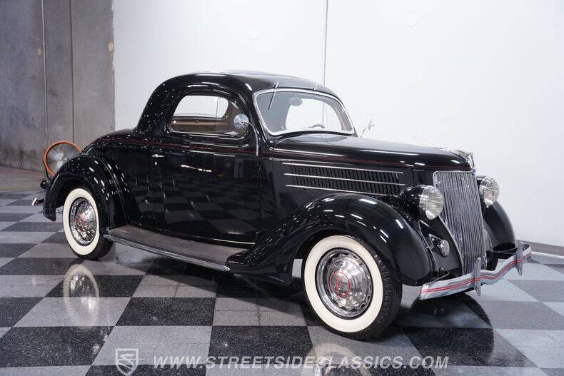 1936 Ford Deluxe