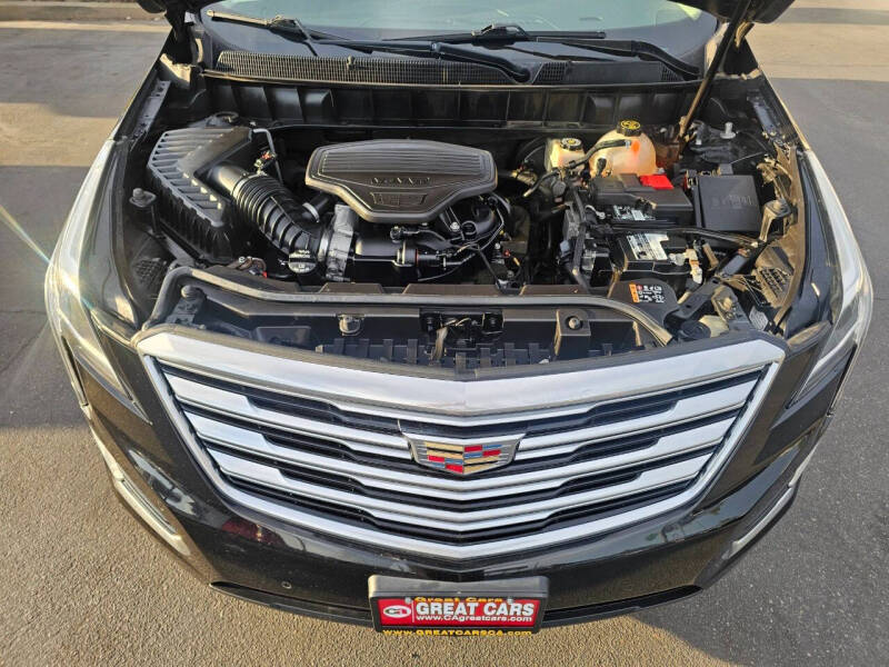 2017 Cadillac XT5 Premium Luxury