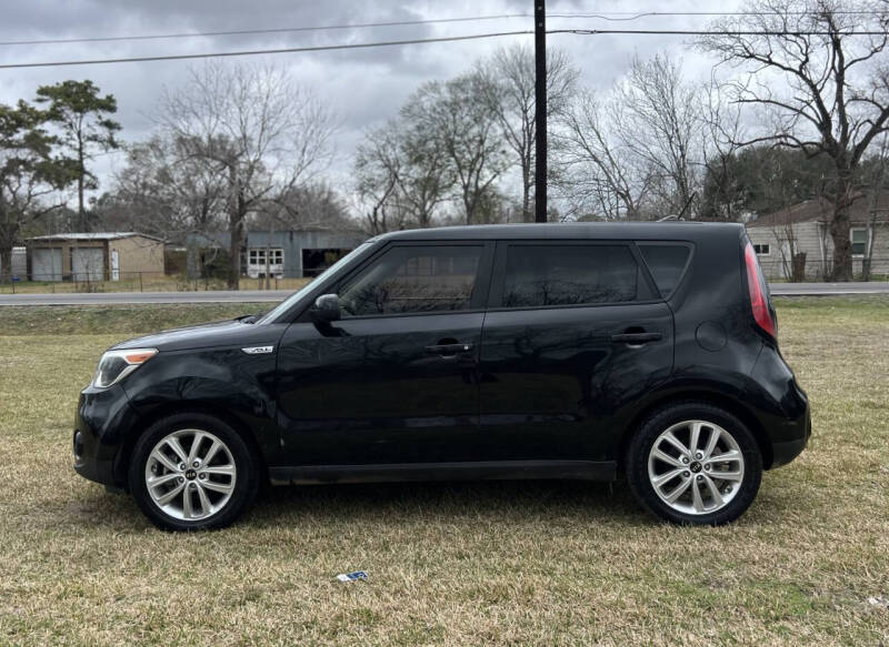 2019 Kia Soul +