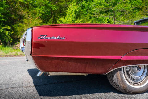 1966 Ford Thunderbird