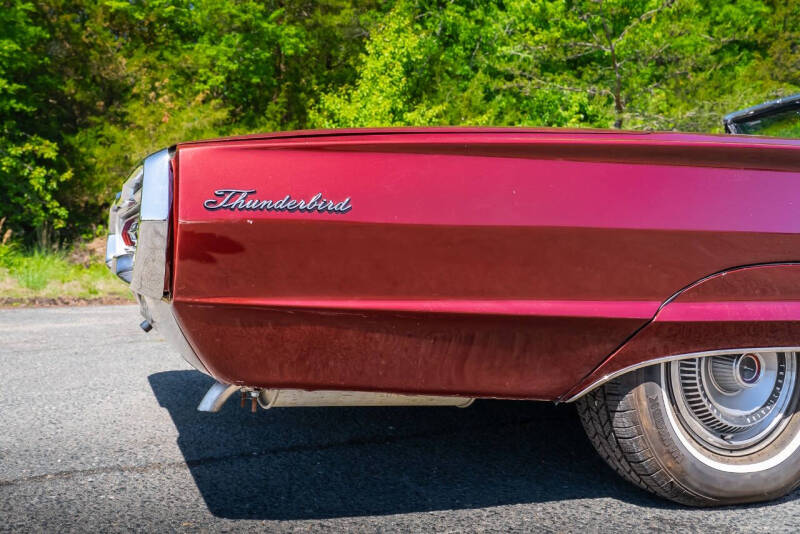 1966 Ford Thunderbird