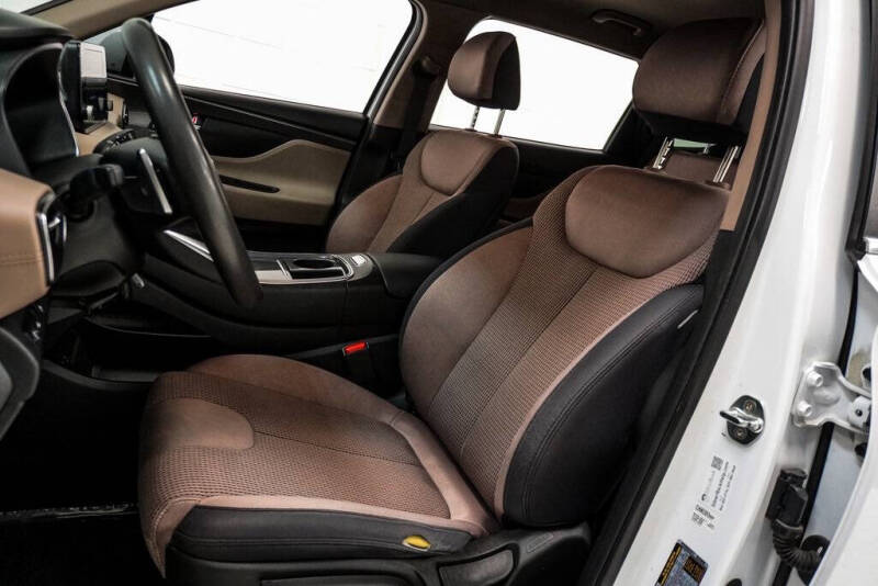 2023 Hyundai Santa Fe SE