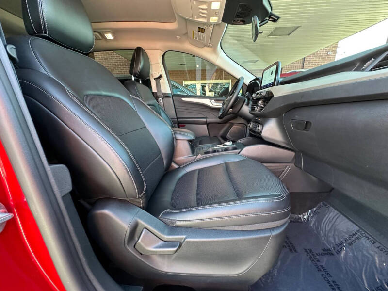 2021 Ford Escape SEL