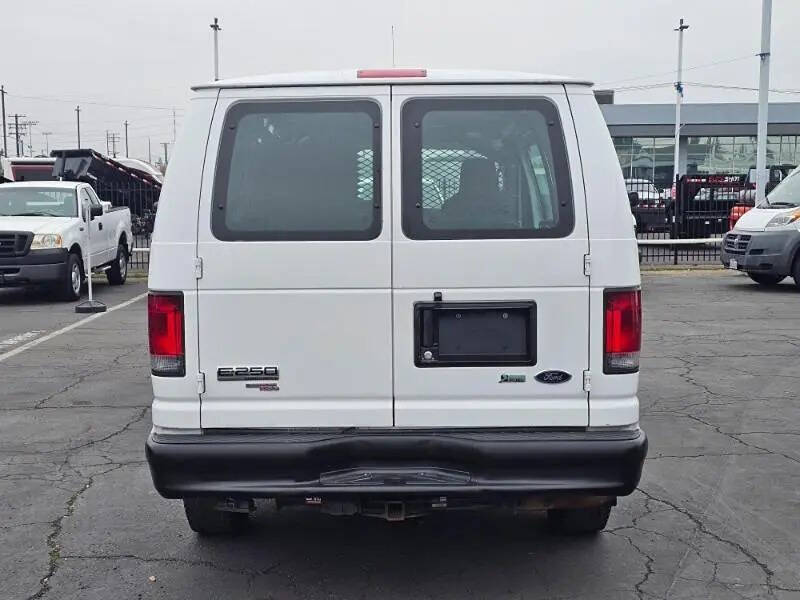 2012 Ford E-Series