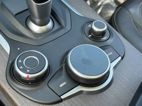 2019 Alfa Romeo Stelvio Ti