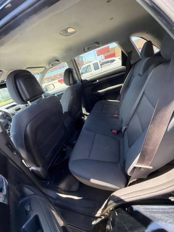 2013 Kia Sorento LX