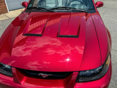 2004 Ford Mustang SVT Cobra
