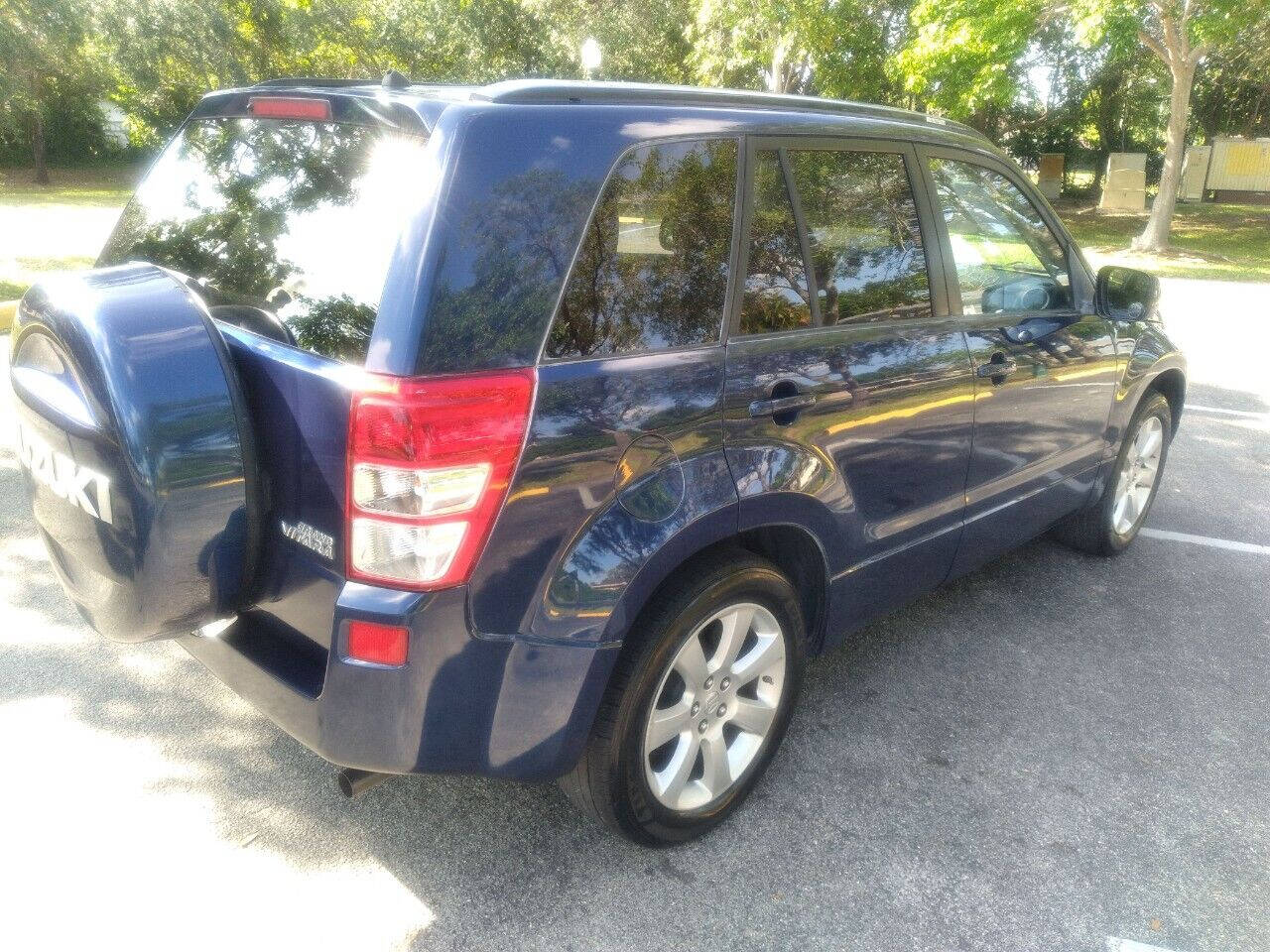 2012 Suzuki Grand Vitara  - $10,999