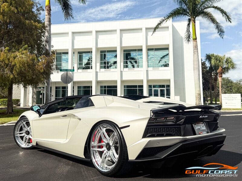 2018 Lamborghini Aventador LP 740-4 S