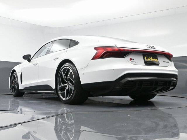 2023 Audi RS e-tron GT quattro