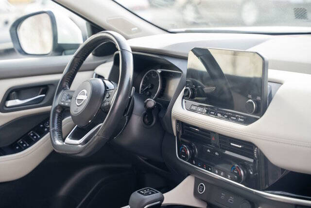 2023 Nissan Rogue SL