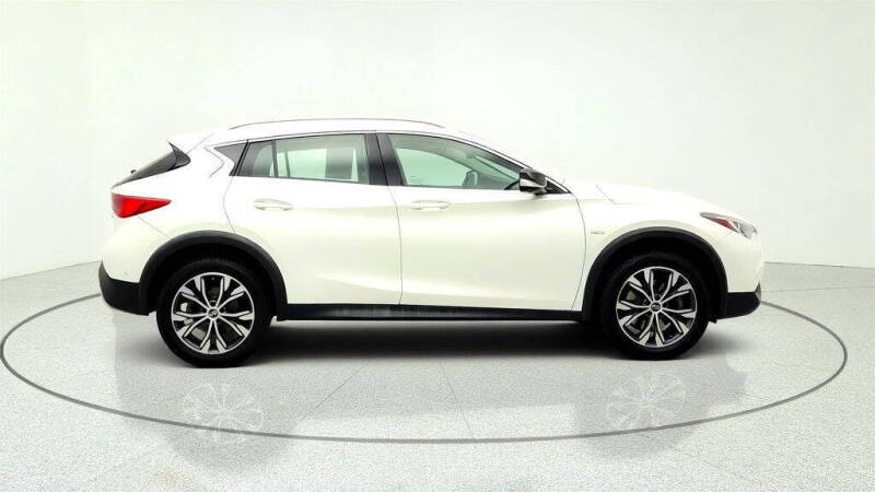 2018 Infiniti QX30