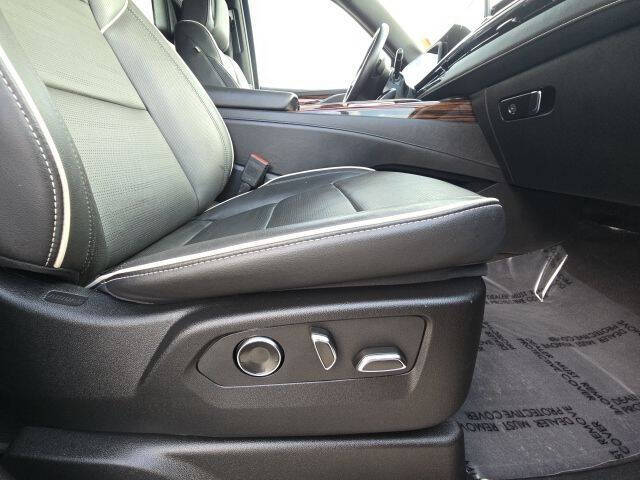 2024 Cadillac Escalade ESV Premium Luxury