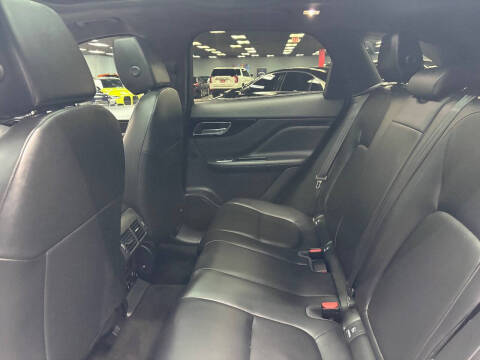 2020 Jaguar F-PACE 25t Premium