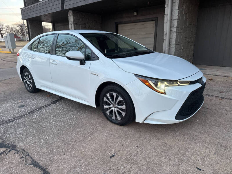 2021 Toyota Corolla Hybrid for sale at EGM Auto in Midwest City OK