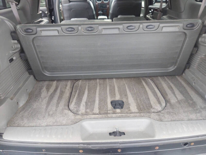 2004 GMC Envoy XL SLT