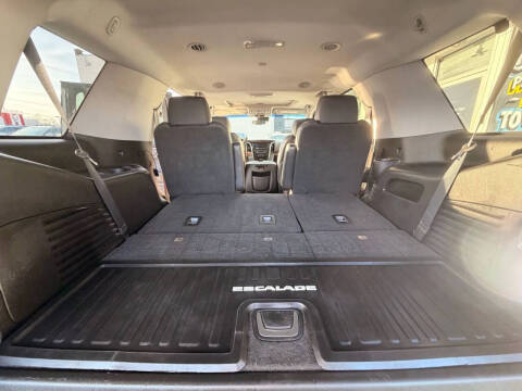 2019 Cadillac Escalade Luxury