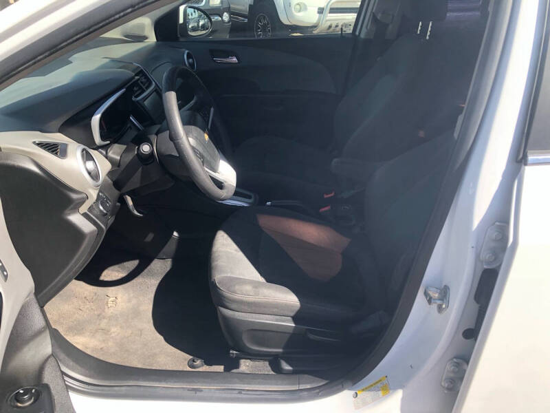 2017 Chevrolet Sonic LT Auto