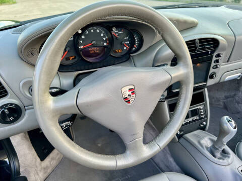 2003 Porsche 911 Carrera