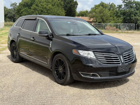 2019 Lincoln MKT Reserve