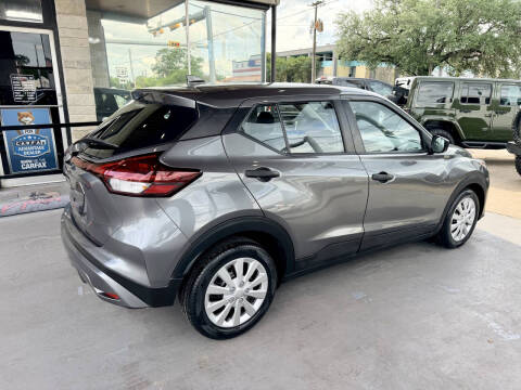 2021 Nissan Kicks S