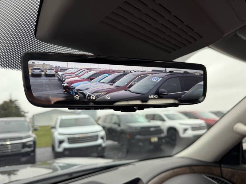 2022 Infiniti QX80 Luxe