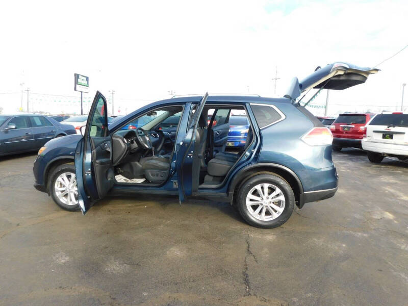 2016 Nissan Rogue SV