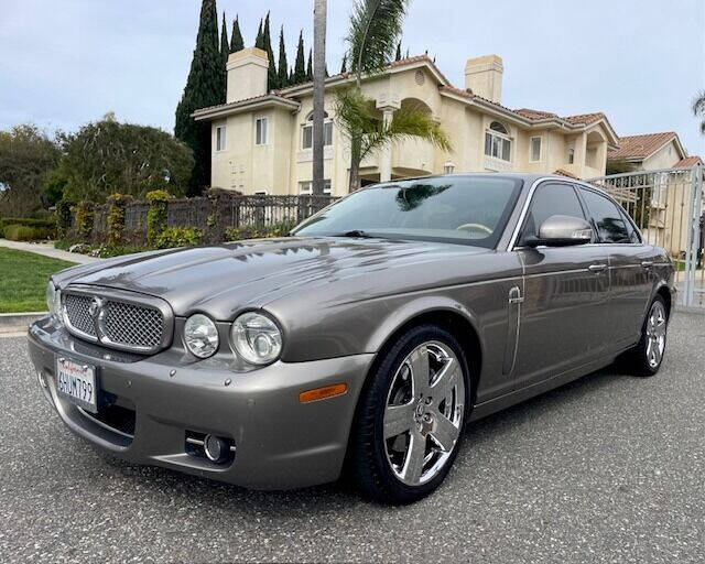 2009 Jaguar XJ for sale at GARYS PIT STOP INC. in Los Angeles CA