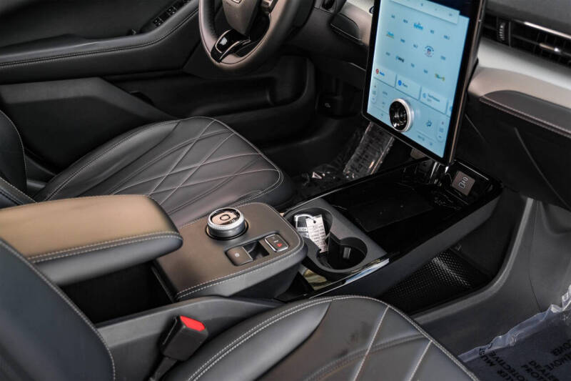 2023 Ford Mustang Mach-E Select