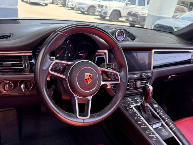 2020 Porsche Macan